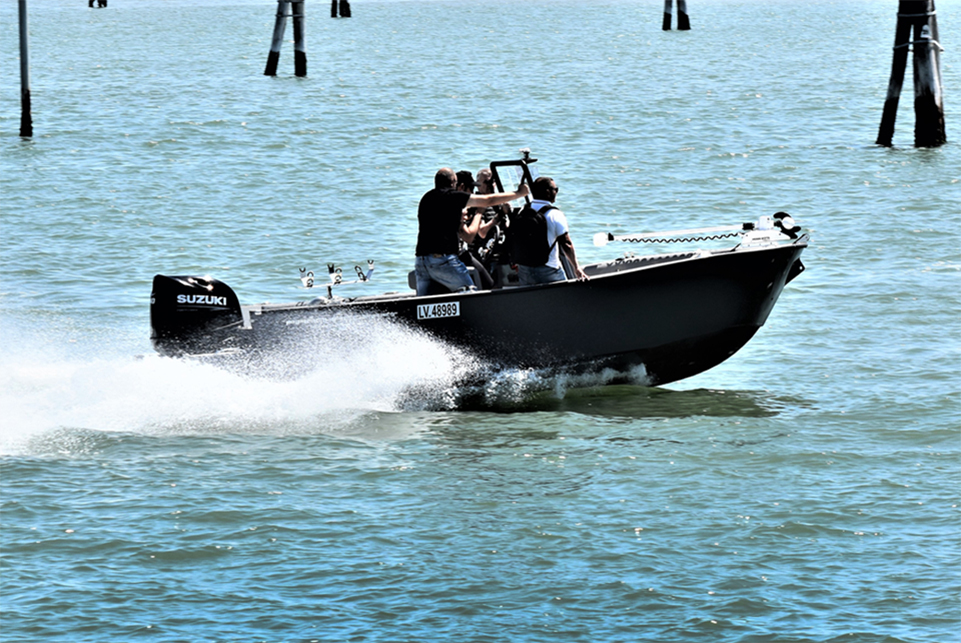 Picture of Piranhascraft Wave 11